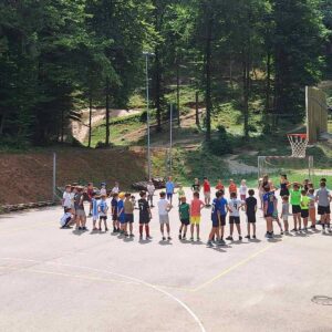 Read more about the article PRIČELE SO SE ŠPORTNE USTVARJALNE POČITNICE 2025